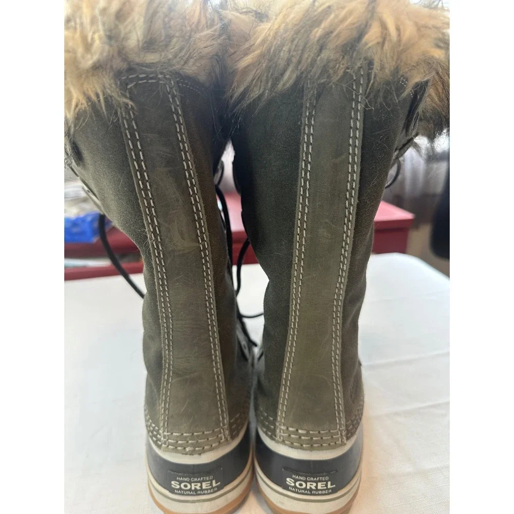Sorel embrace winter